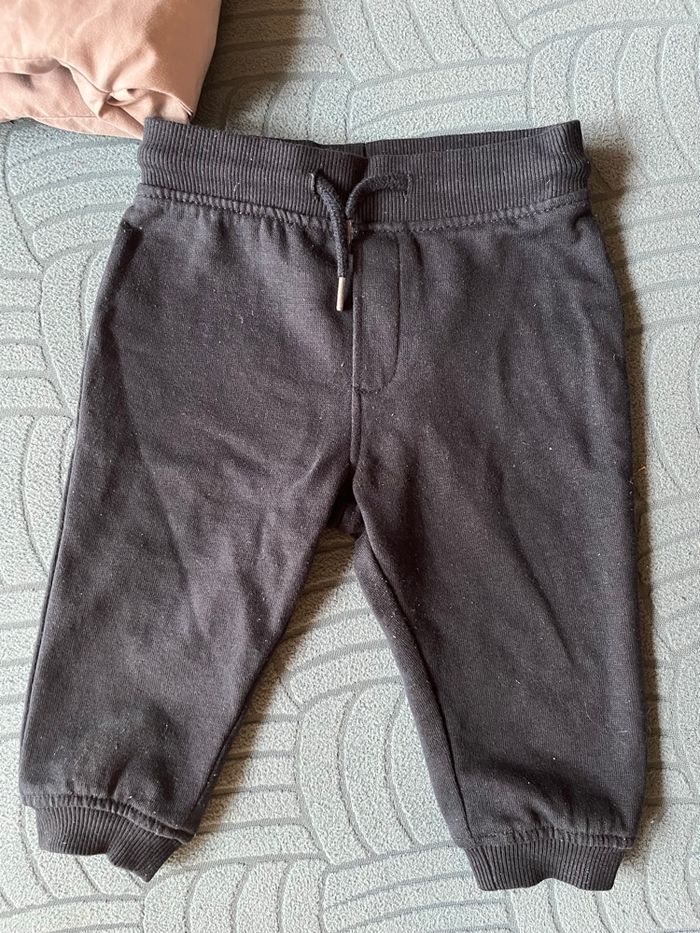 Lot de 4 joggings 9 mois - photo numéro 5