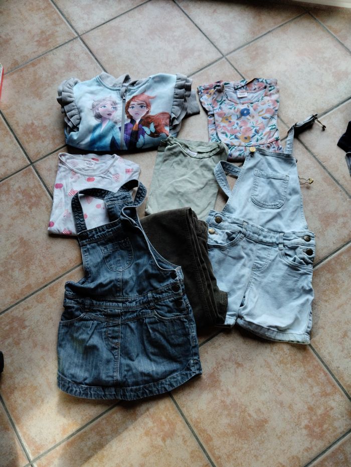 lot de 7 articles fille 8 ans