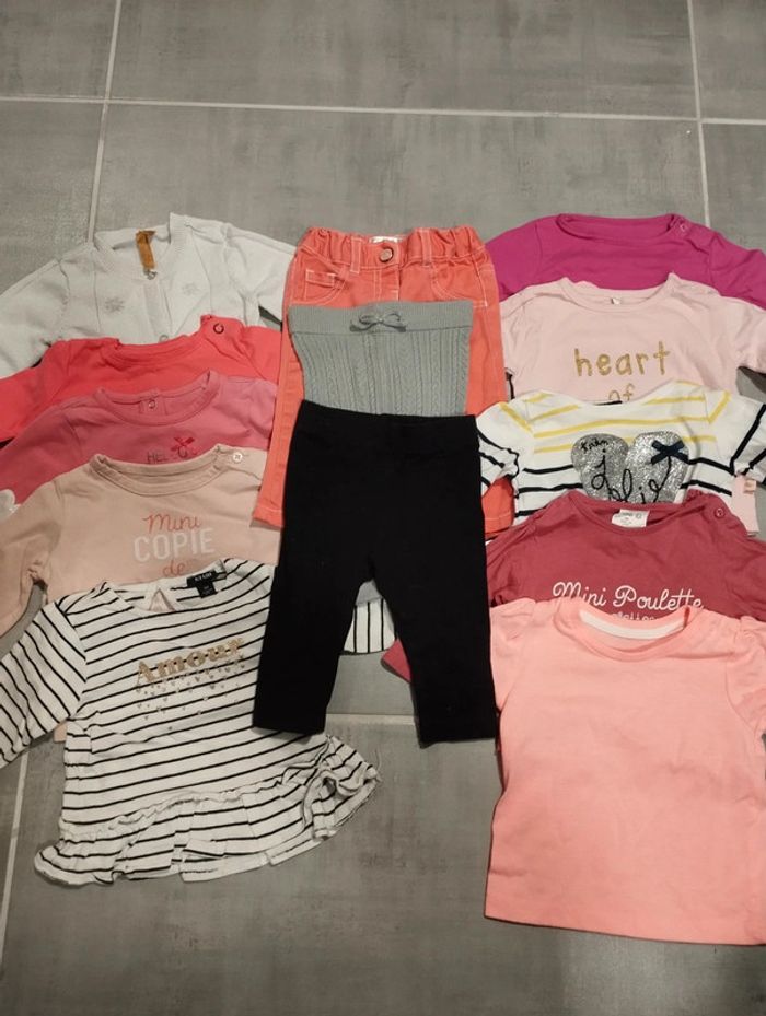 Lot de 13 vêtements en 3 mois