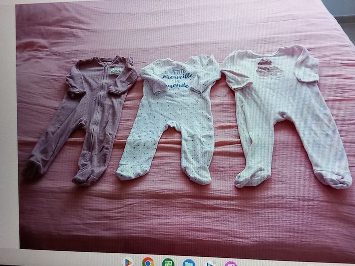 Lot de pyjamas - photo numéro 4