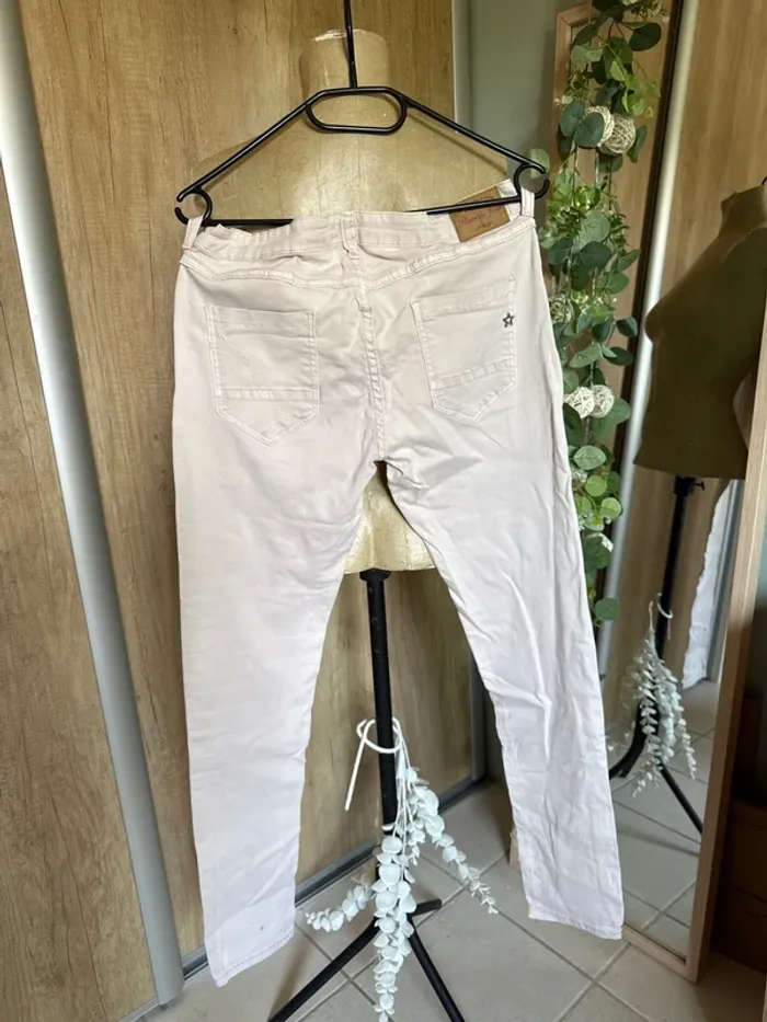 Joli jean tout doux femme avec boutonnage boutons femme - photo numéro 4
