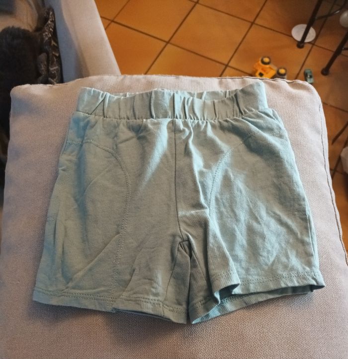 Ensemble Tee-shirt et short bleu 36 mois - photo numéro 2