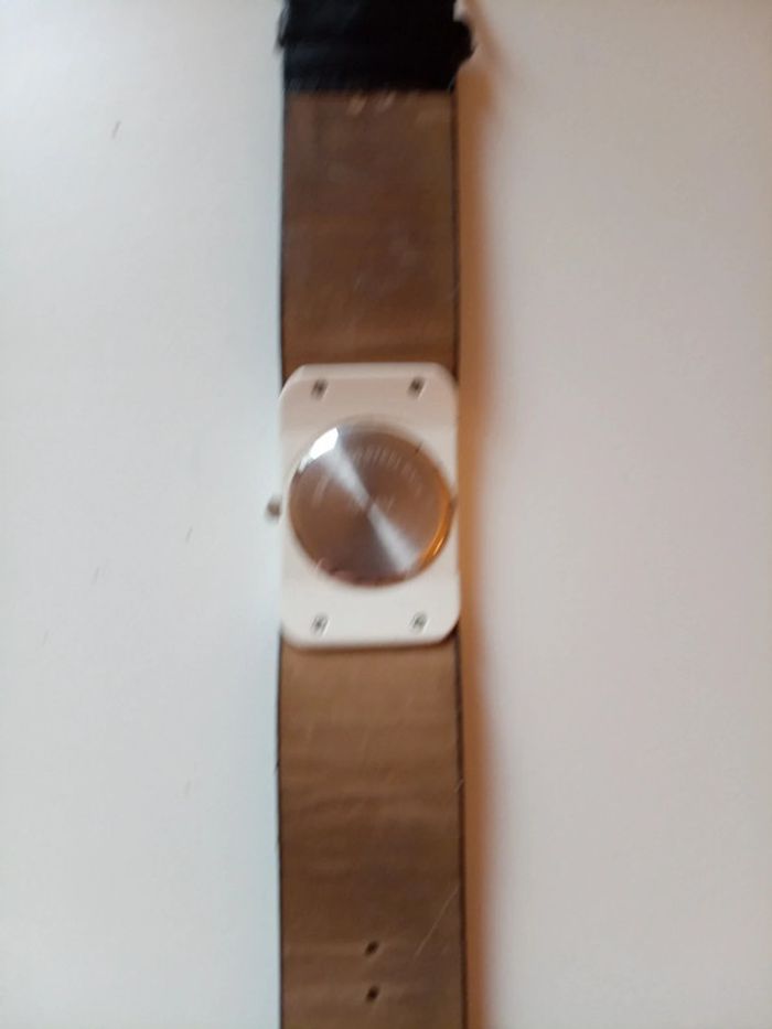 Montre - photo numéro 4