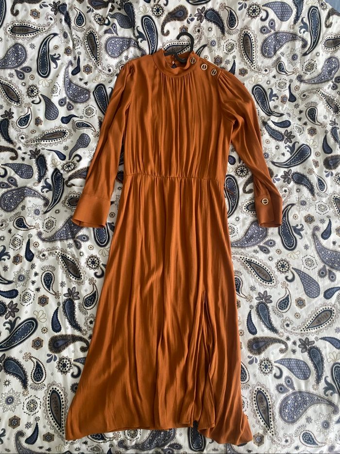 Robe midi automne Zara