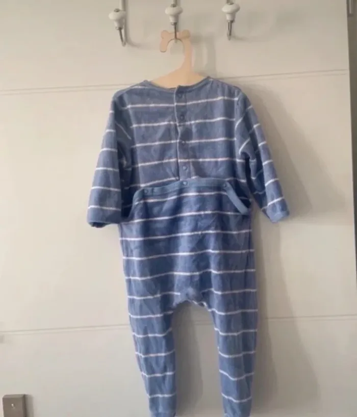 Pyjama rayé une pièce - photo numéro 4