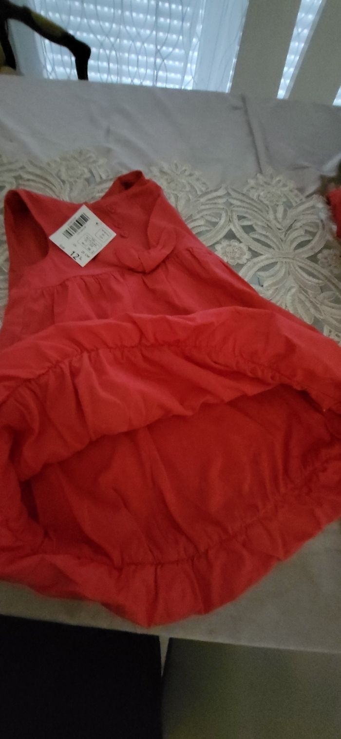 Robe neuve chic ballonné soldée - photo numéro 4