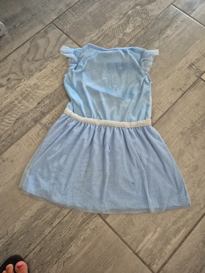 Robe 7 / 8 ans - photo numéro 2