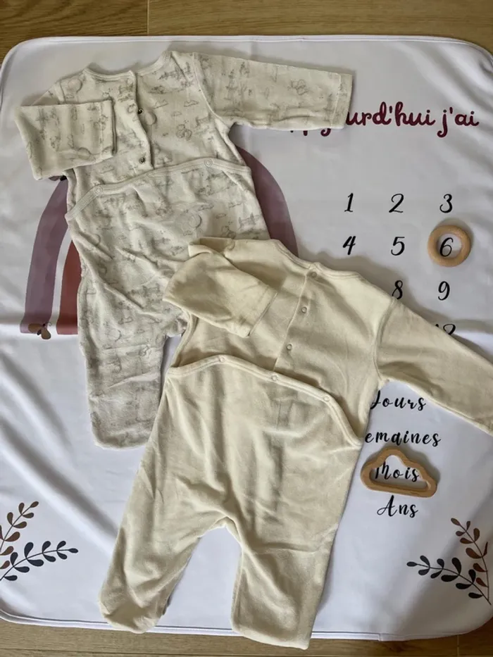 Lot de pyjamas bébé fille Disney Baby – Taille 6 mois - photo numéro 2