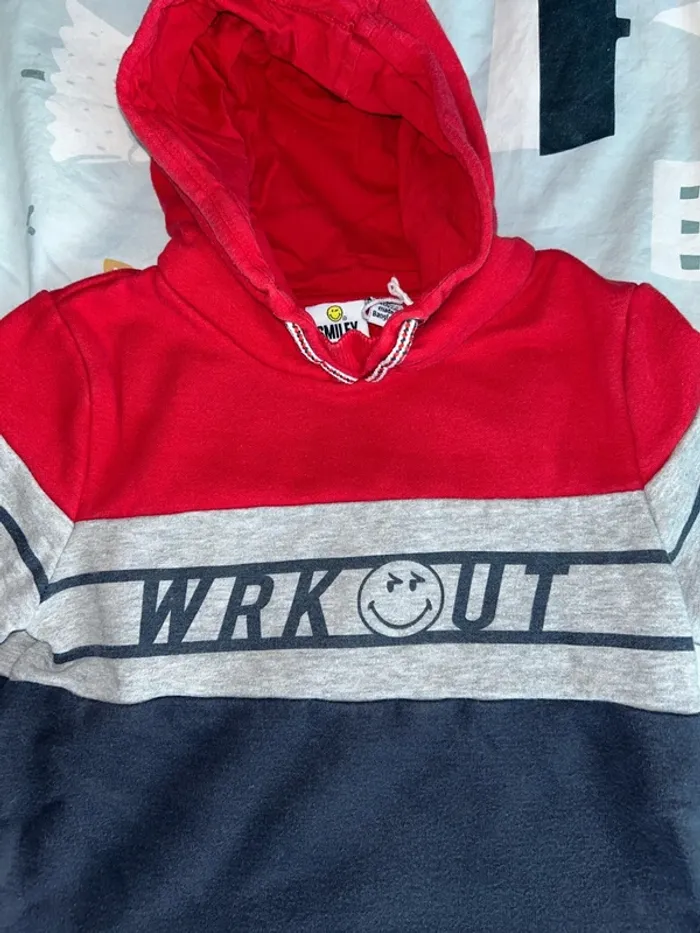 Sweat smiley orchestra - photo numéro 2