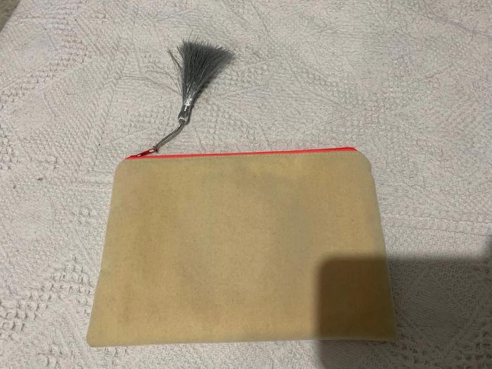 Pochette - photo numéro 2