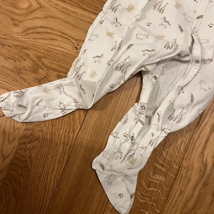 Lot de 2 pyjamas à pieds 12/18m - photo numéro 5