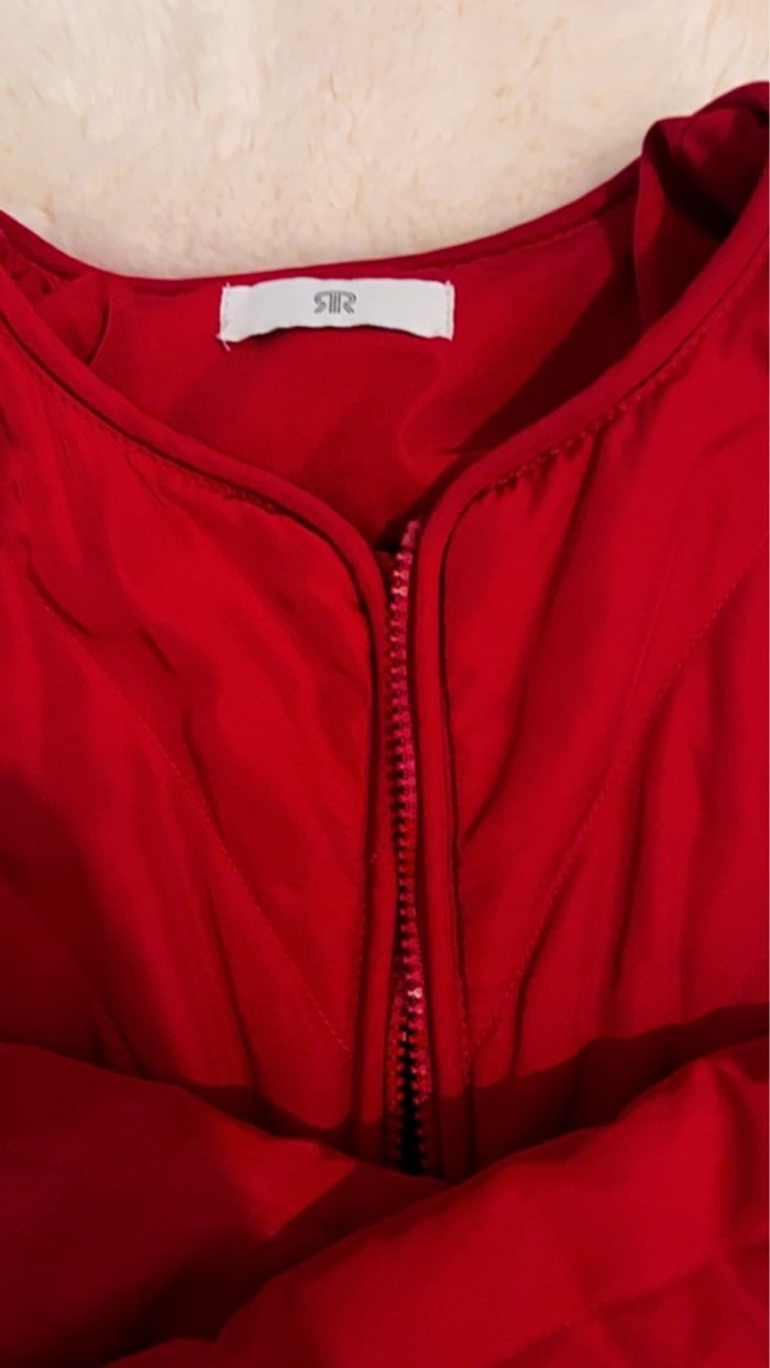 Veste mi-saison rouge avec cienture - photo numéro 5