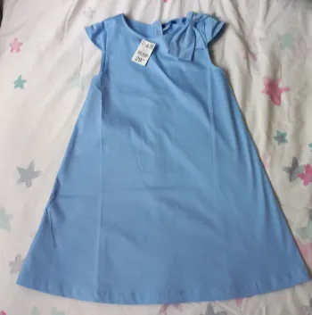 Robe bleue okaïdi t 8ans neuve