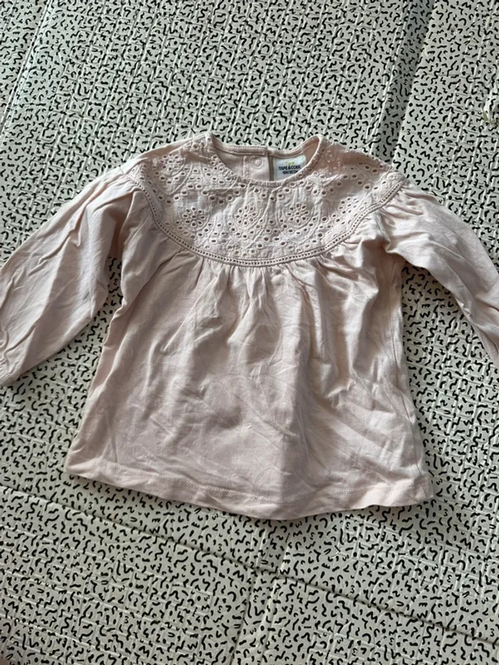 T-shirt rose 18 mois