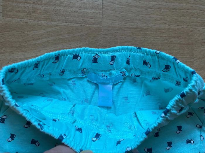 Beau short turquoise Obaïbi T. 6 mois/68 cm garçon neuf avec étiquette - photo numéro 4
