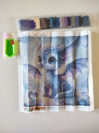Diamond painting bébé dragon Bleu violet original #N203