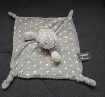 Doudou ours carré plat gris - Etoiles blanches -Orchestra