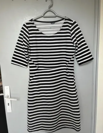 Robe à rayures