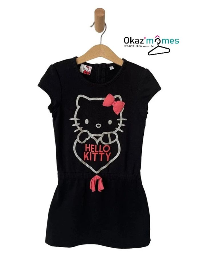 Robe noire “Hello Kitty” à manches courtes - 6 ans