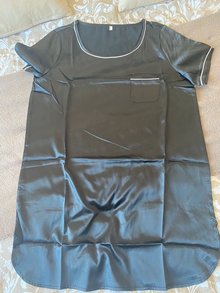 Nuisette satinée Femme neuf
