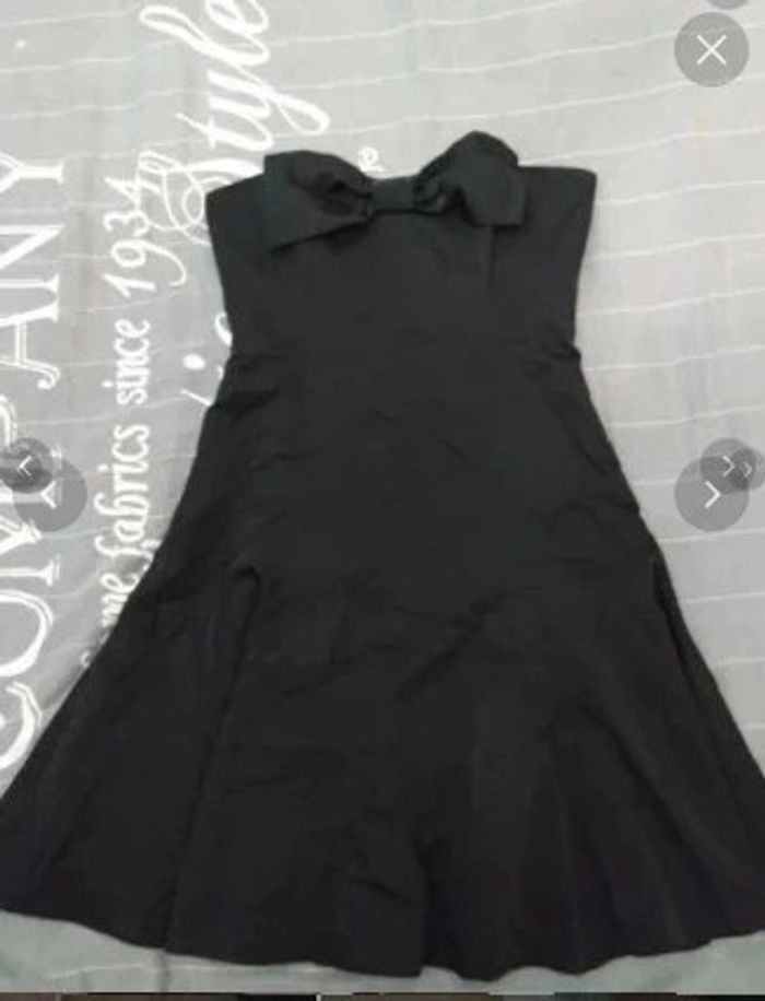Robe cocktail bustier ou bretelles noires rétro noire t 40