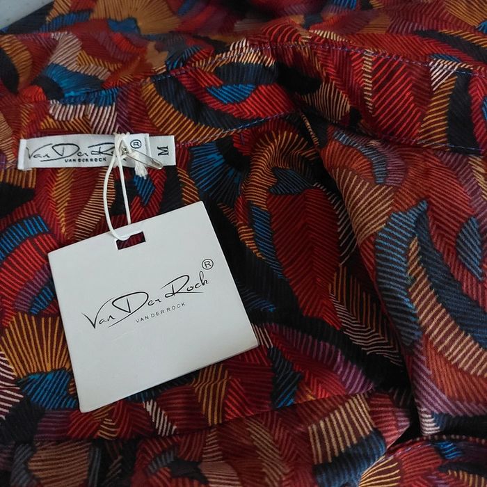 Magnifique chemise neuve 38 - photo numéro 5