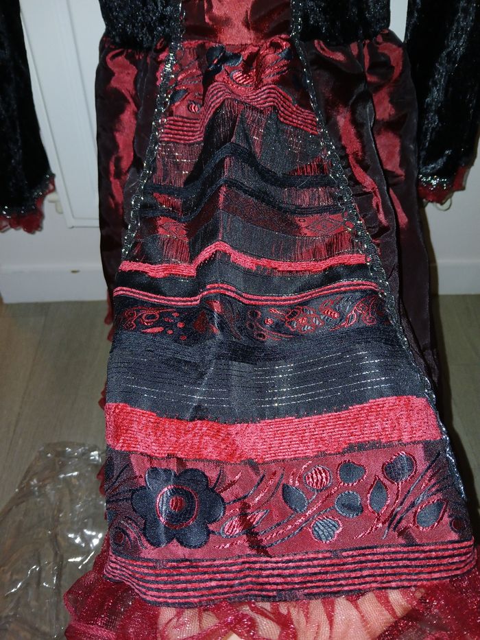 Robe fille déguisement vampire ou autre 9 - photo numéro 8