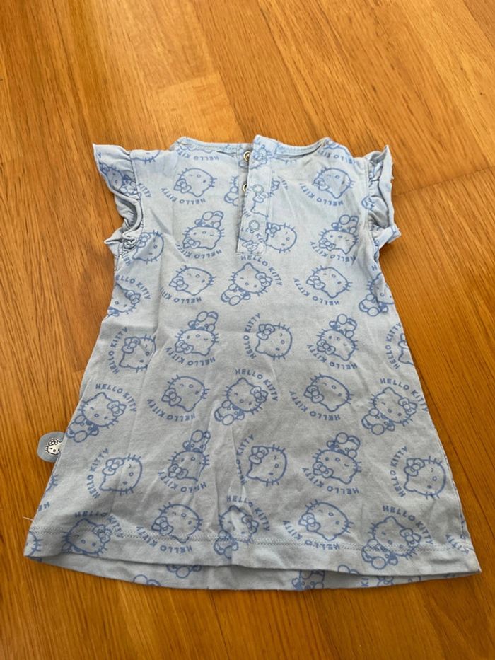 Robe neuve Hello Kitty taille 3 mois - photo numéro 3