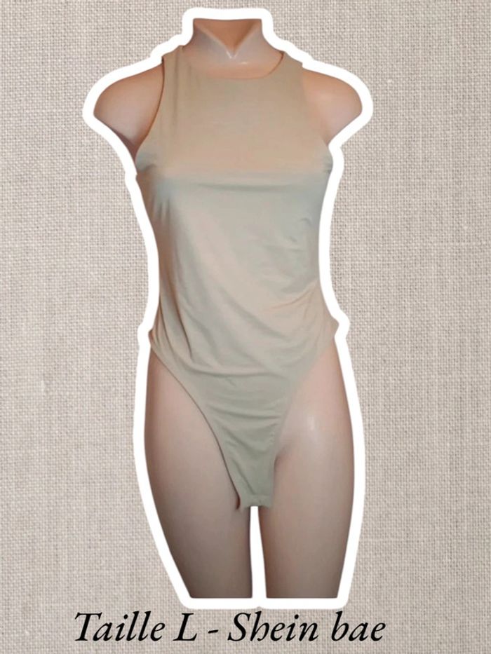 Bodies beige - Taille L - Shein Bae