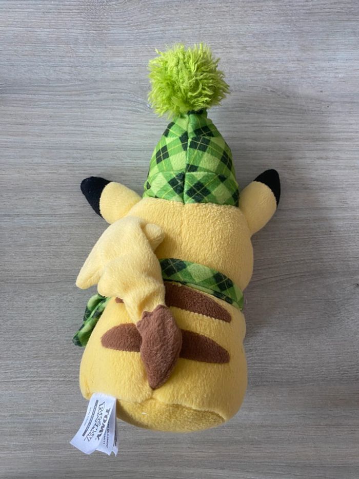 Peluche pikachu hiver - photo numéro 4
