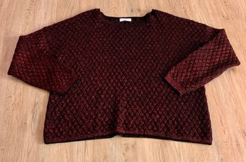 Pull  rouge « Cache Cache »