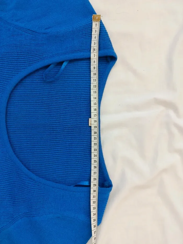 Petite robe en maille bleue taille 36 - photo numéro 4