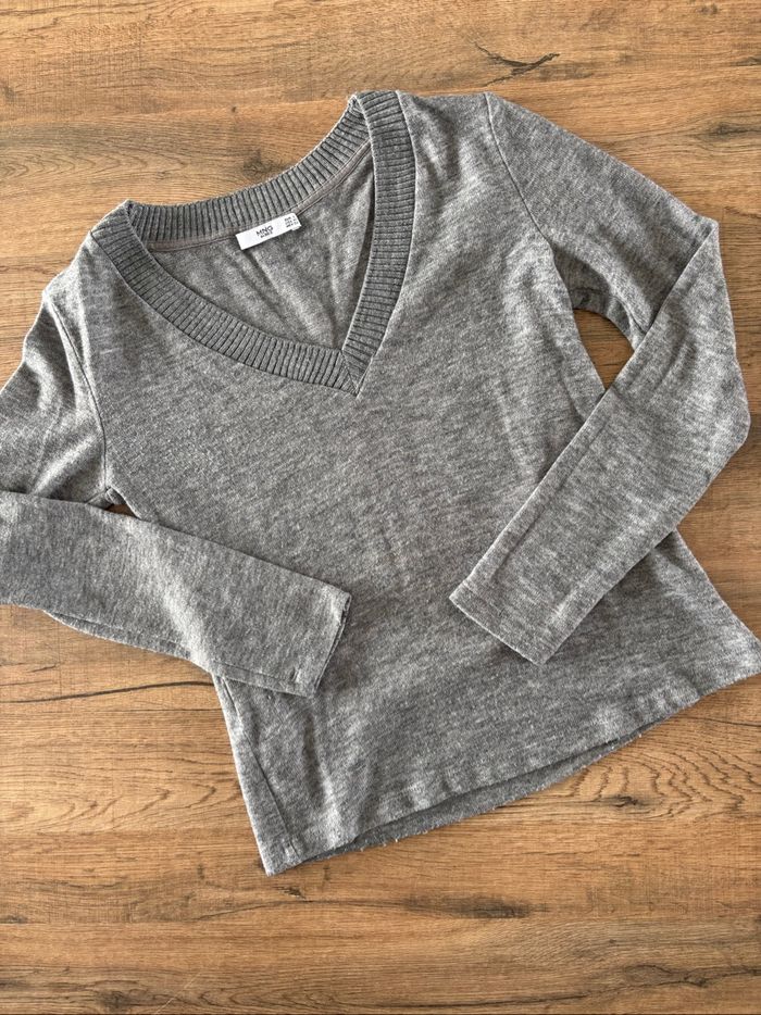 Pull col V gris Mango - Taille S - Très bon état