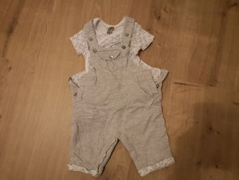 Ensemble Salopette et body courtes manches 3 mois