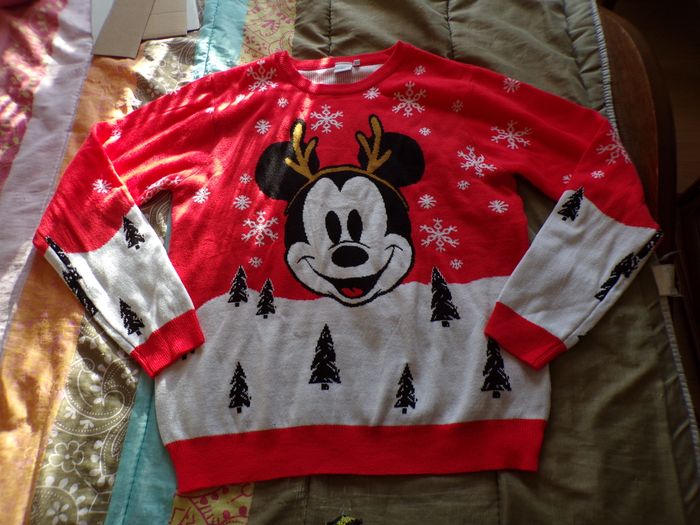 Pull de Noël Mickey taille L neuf