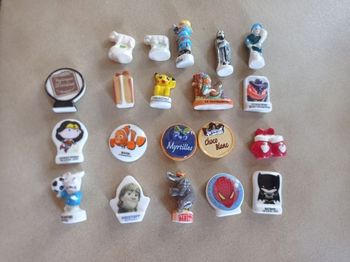 Lot de 20 fèves variées (Disney, Marvel, etc) -