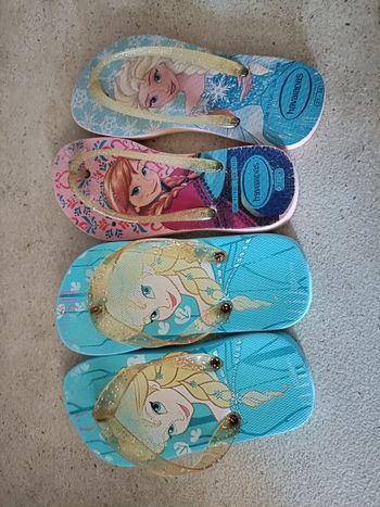 Lot de 2 paires de tongs reine des neiges 27-28/29-30