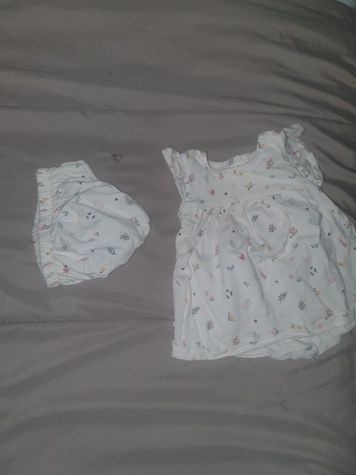 Affaire bébé fille 0 1mois - photo numéro 8