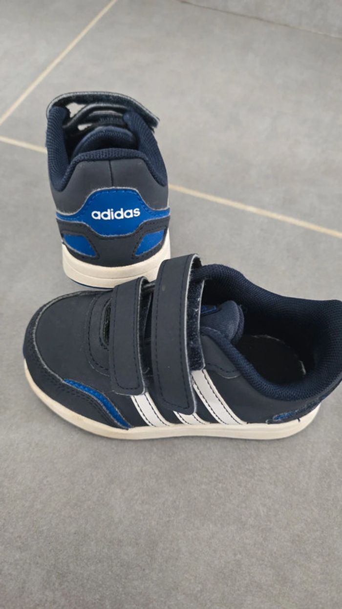 Basket Adidas bleu - photo numéro 2