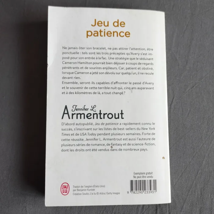 Livre de poche jeu de patience Armentrout - photo numéro 3