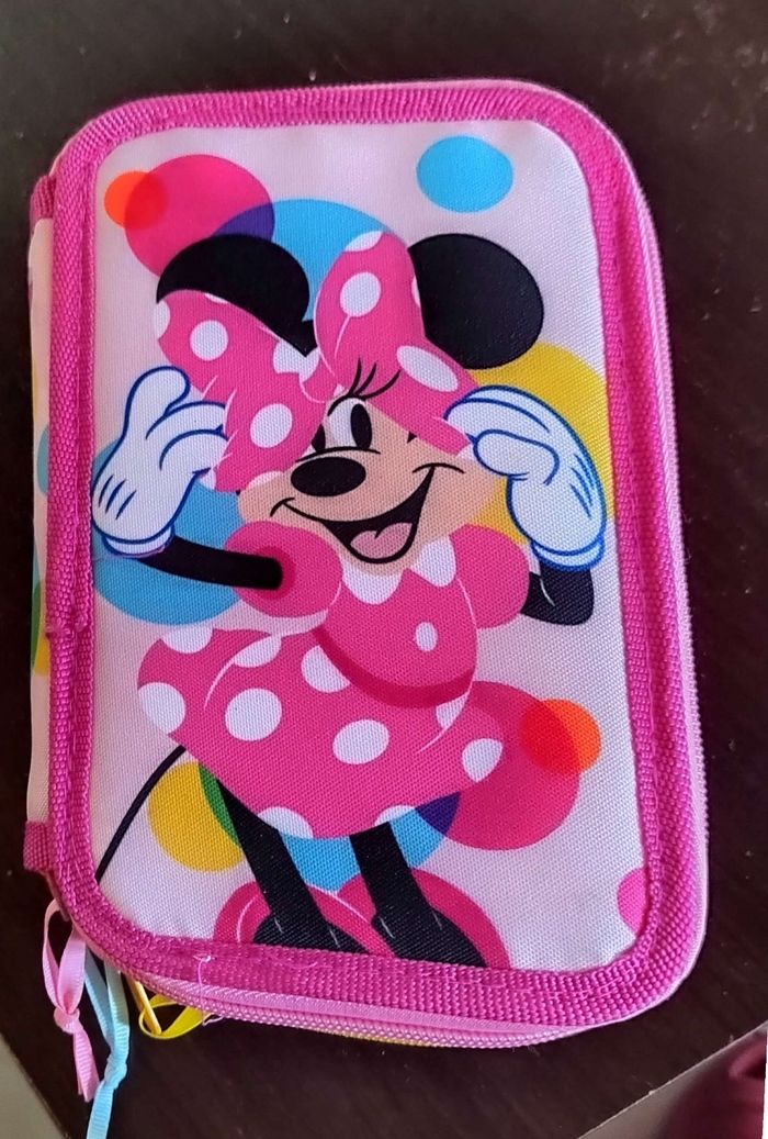Trousse scolaire tout en un minnie