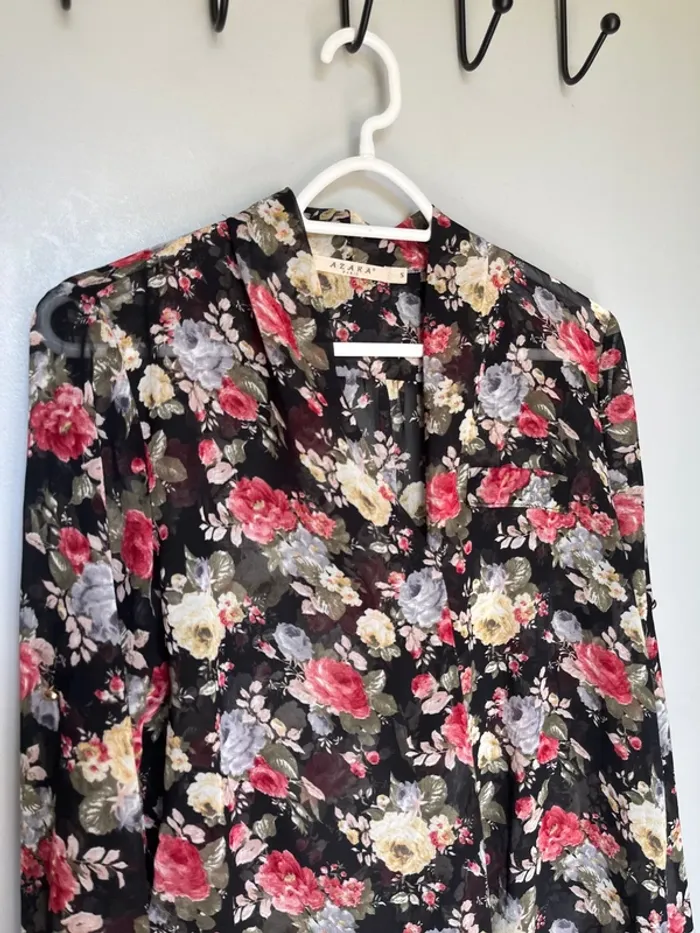 Blouse fleurie transparente - photo numéro 2