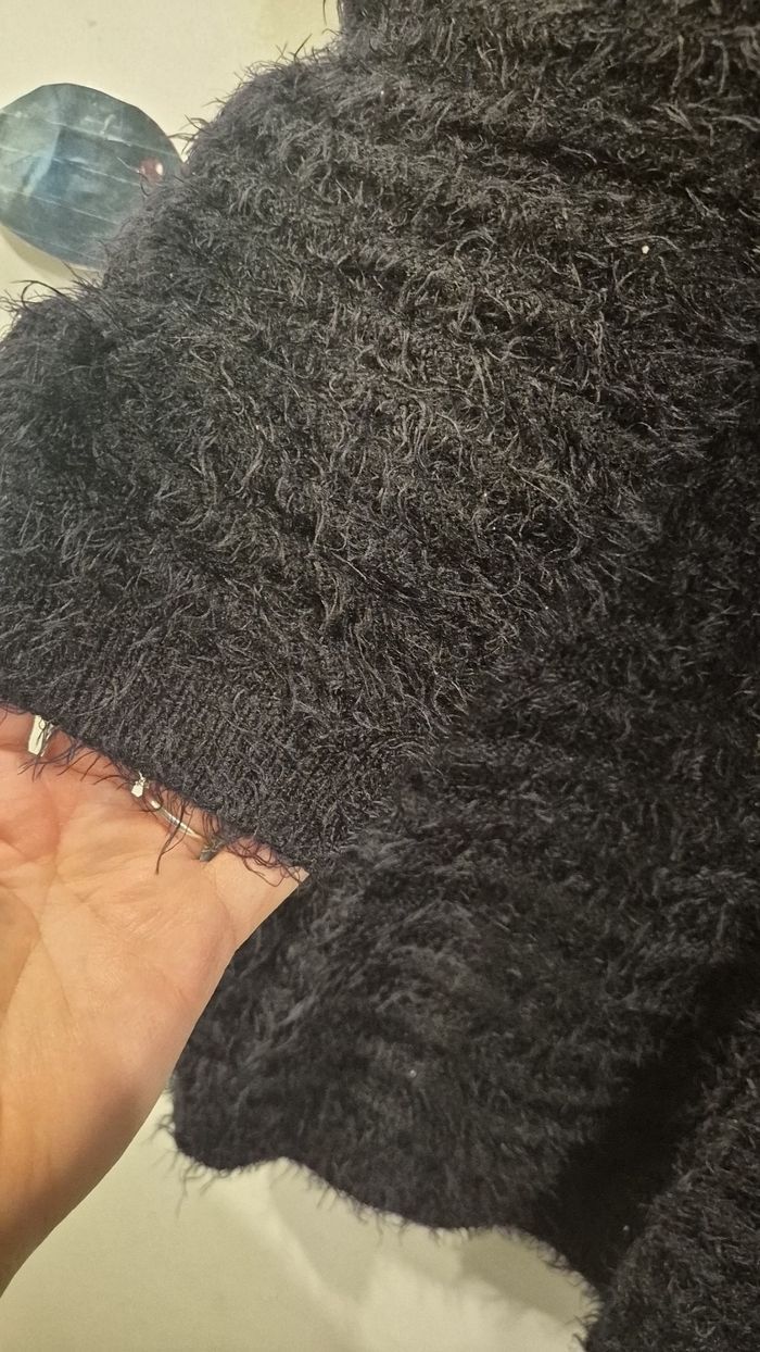 Joli pull noir classe - photo numéro 2