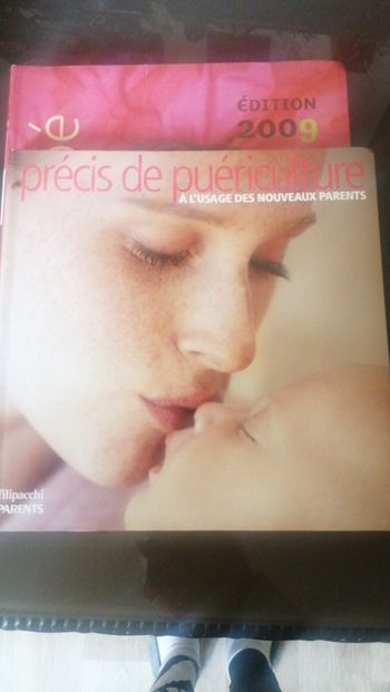 3 livres puériculture 