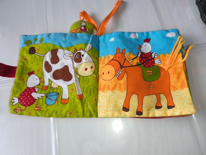 Livre en tissu lilliputiens - photo numéro 3