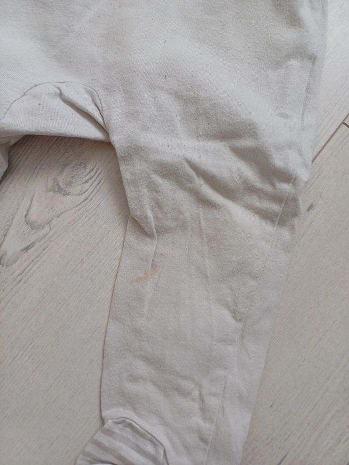 Pyjama beige Winnie l'ourson 12 mois - photo numéro 2