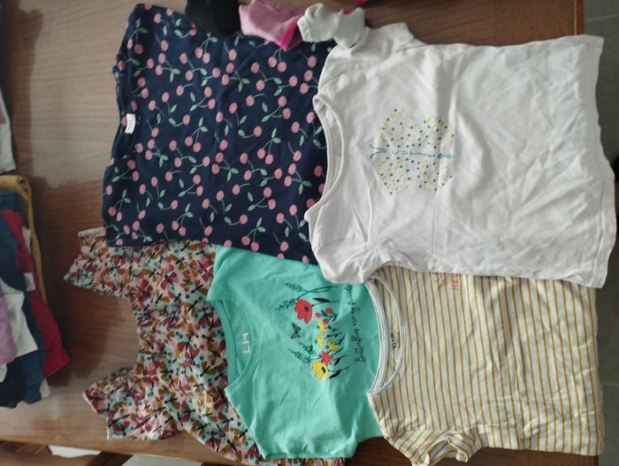 Vêtements fille 5 ans - photo numéro 8