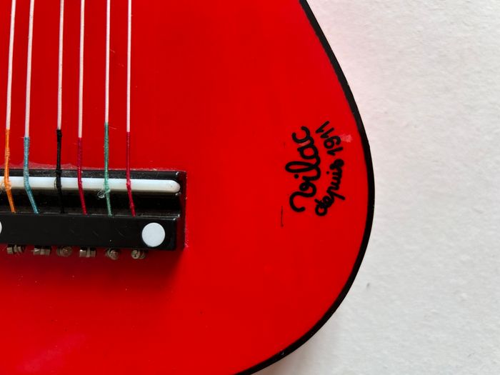 guitare rouge vilac - photo numéro 2