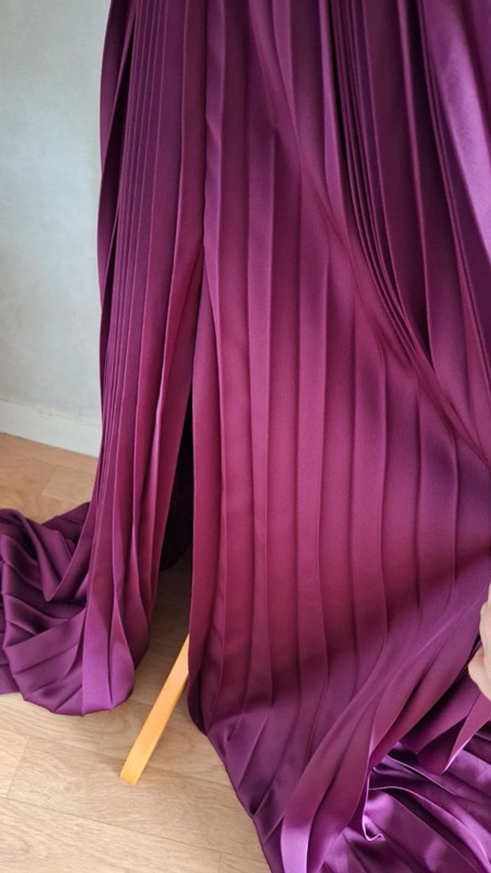 Robe de soirée plissée - photo numéro 4