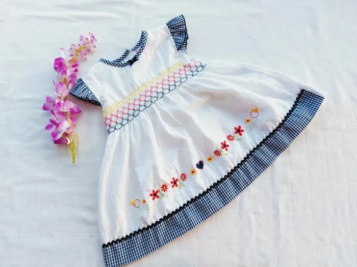 Magnifique robe Baby C 12 / 18 mois - photo numéro 2